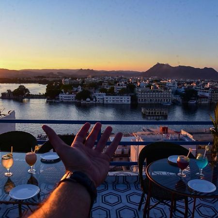 Hotel Casa By The Lake Udaipur Buitenkant foto