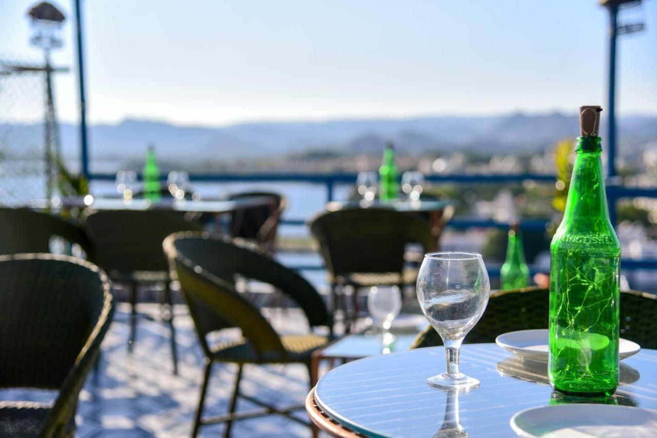 Hotel Casa By The Lake Udaipur Buitenkant foto